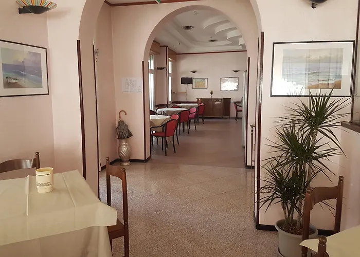 Ceccarini 9 Hotel 4*