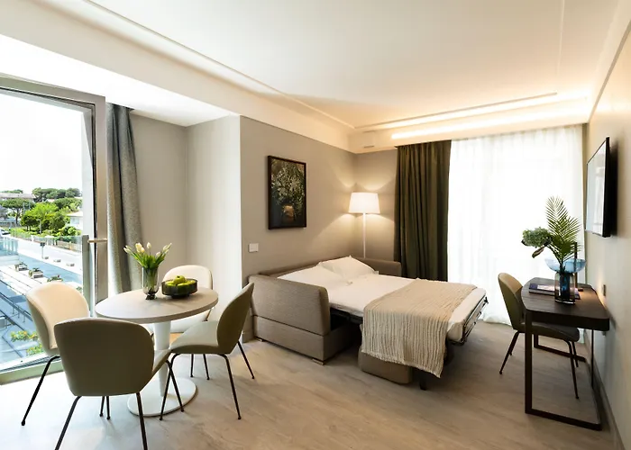 Hotel Ceccarini 9 4*