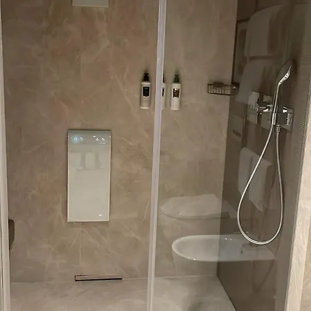 Hotel Ceccarini 9 Riccione