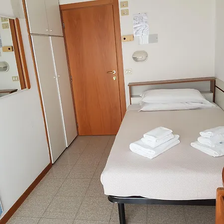 Hotel Ceccarini 9