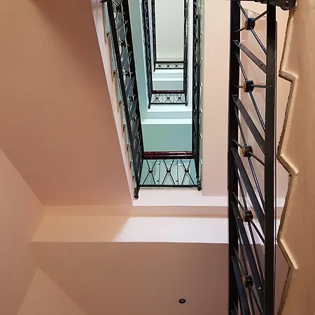 Ceccarini 9 호텔 4*